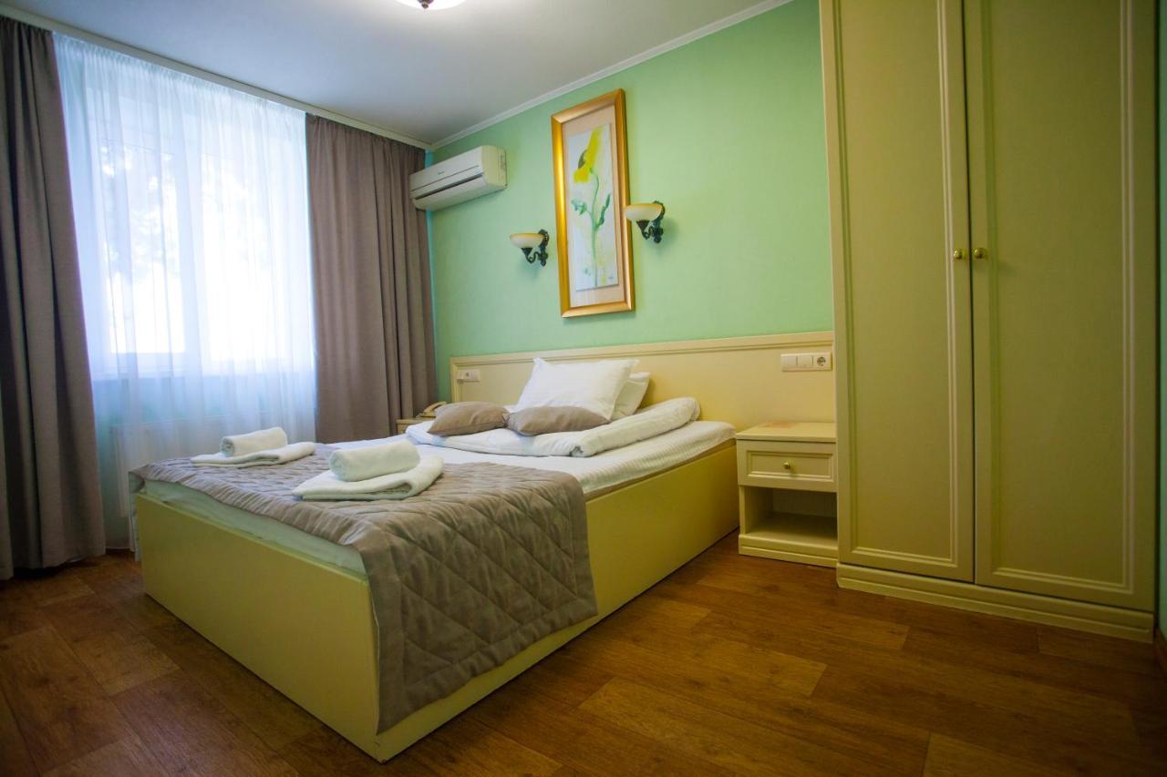 Park Rost Club Hotel Zadonets'ke Buitenkant foto